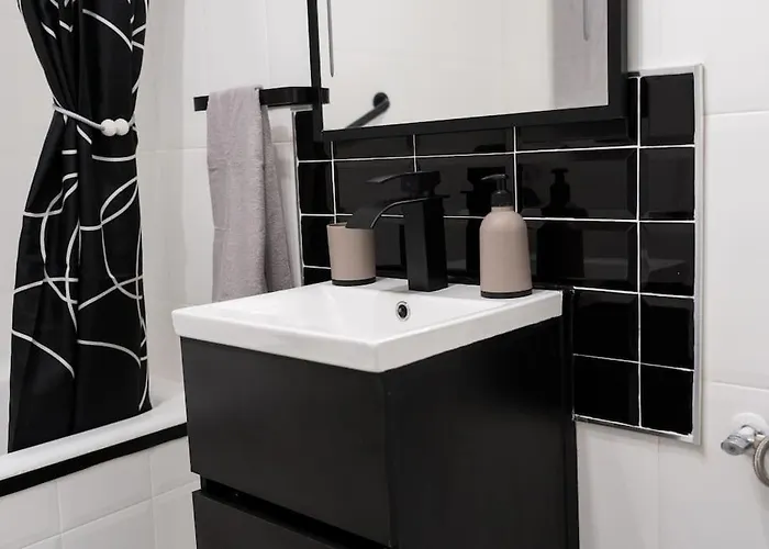 Moderno Piso アパート