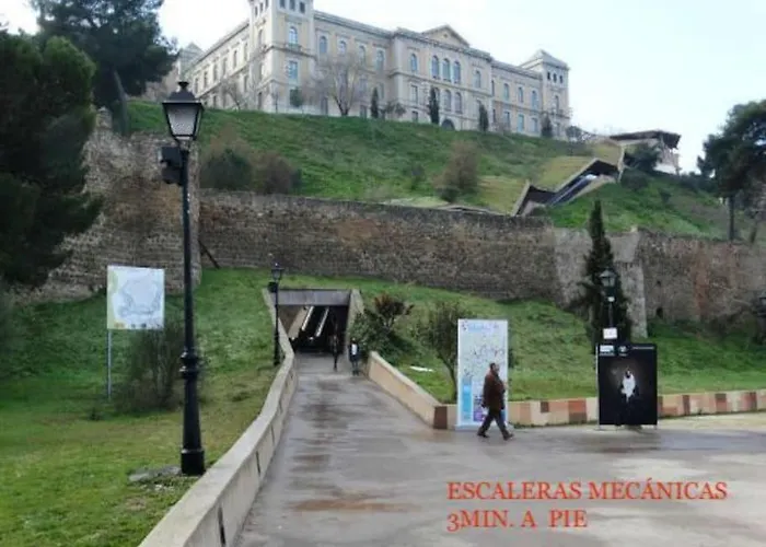 アパート Moderno Piso *