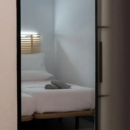 Moderno Piso Appartamento *